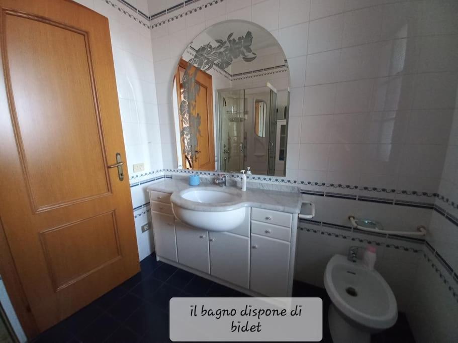 Casa Venera. Bella, Zona Centrale Villa Pisa Luaran gambar